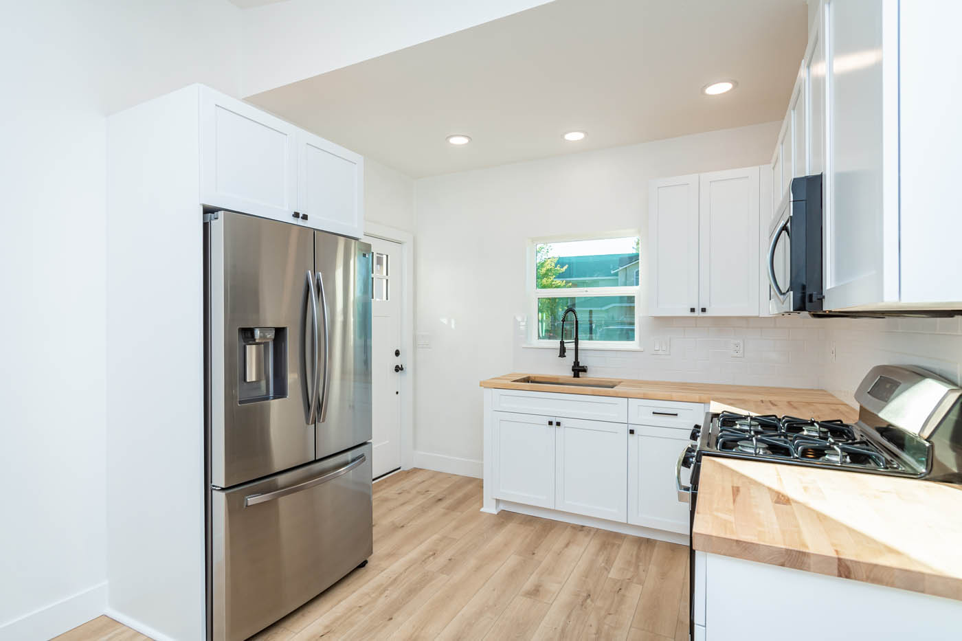 Anchored Tiny Homes East Bay 446 SQ FT 1 Bed ADU. - 13